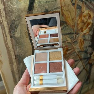 ❌sold Tom Ford Island Haze 01 soleil de feu eye color